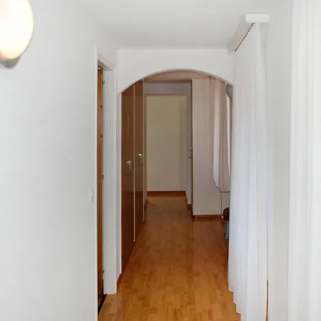 Apartment P1 Serafino